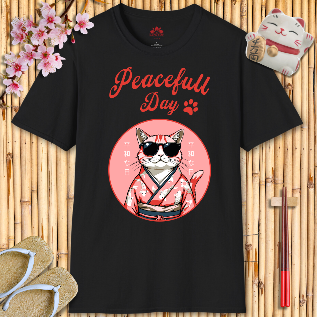 Peacefull Day Cat Unisex Softstyle T-Shirt